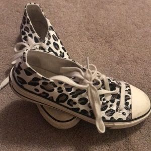 Leopard print shoes like Converse